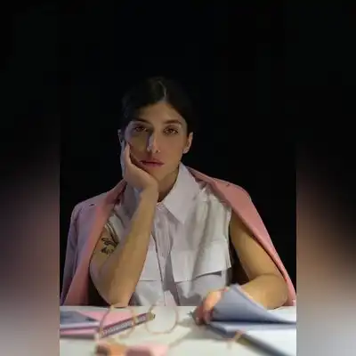 陈英